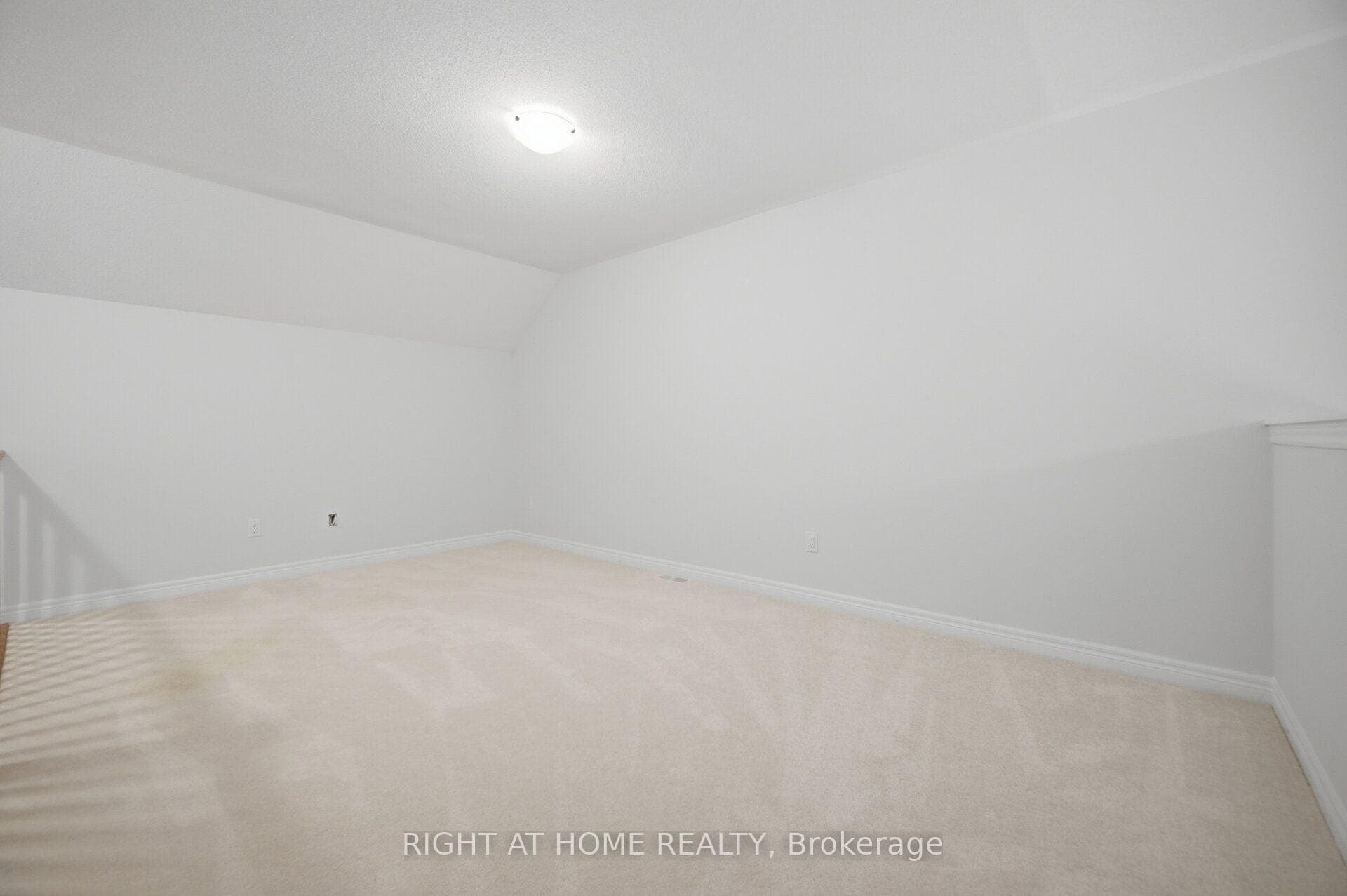 41 Overlea Drive photo 30
