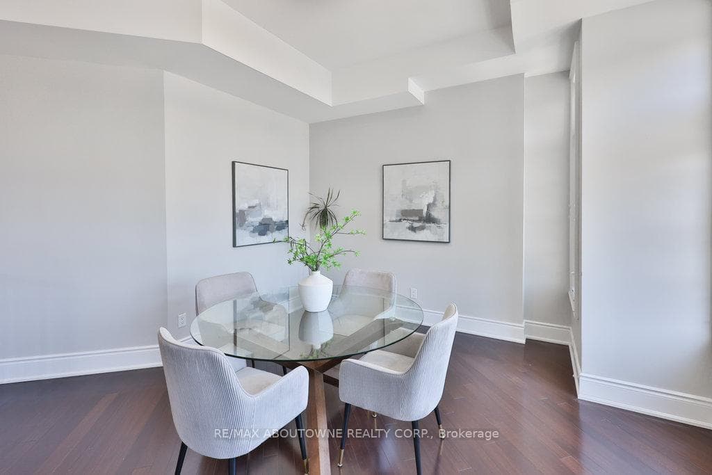 120 Bronte Road Unit 8 photo 25
