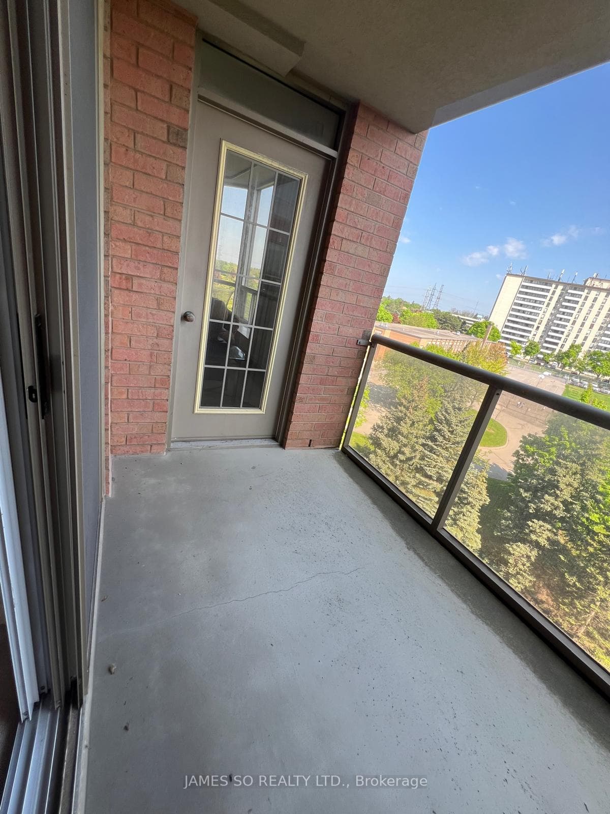 3181 Bayview Avenue Unit 718 photo 28