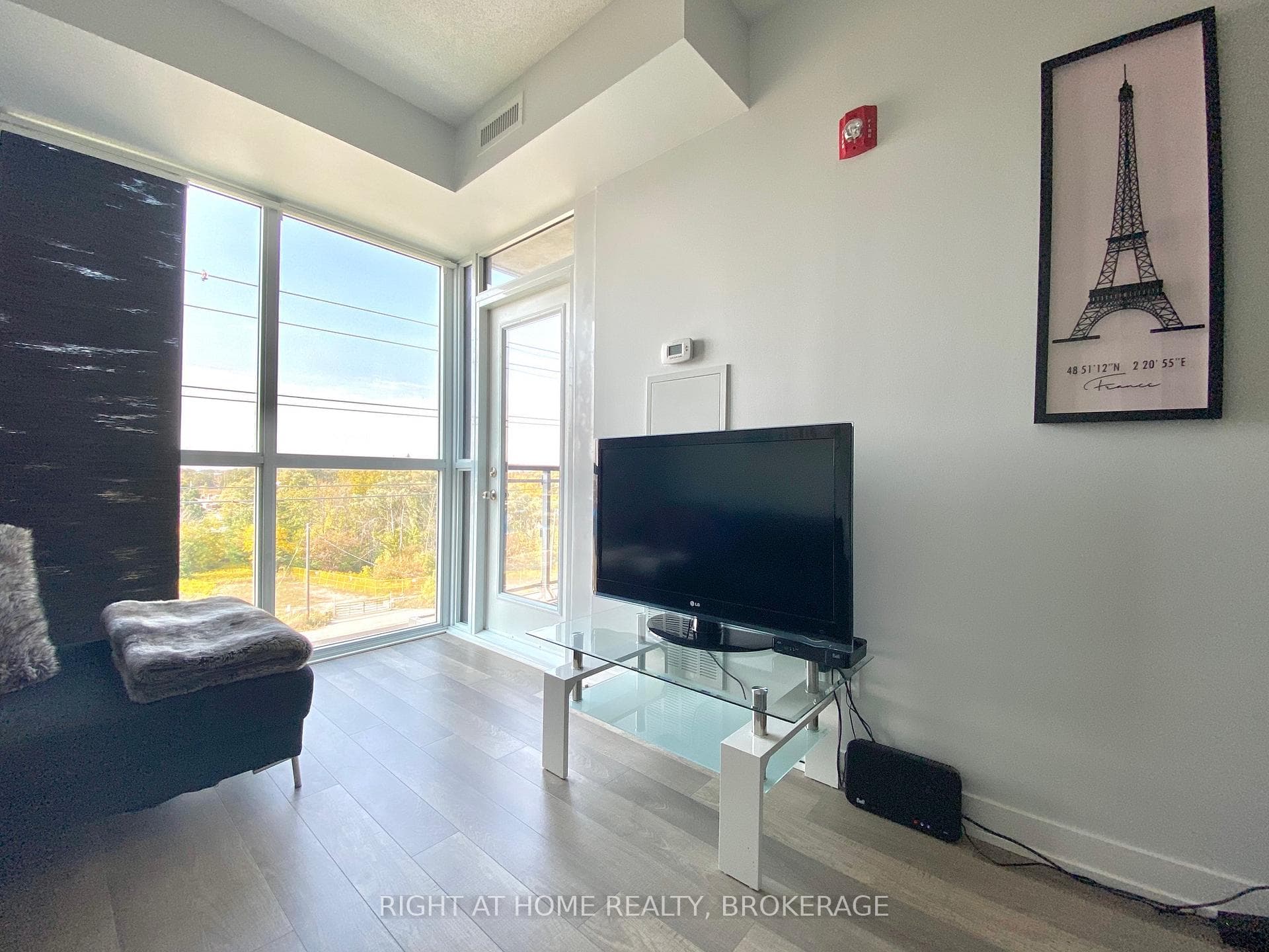 5240 Dundas Street Unit B508 photo 3