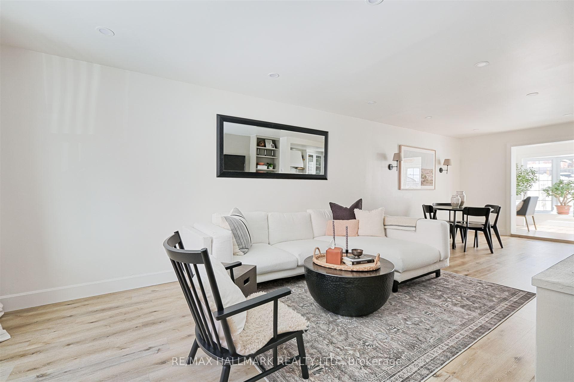 471 Gilbert Avenue photo 6