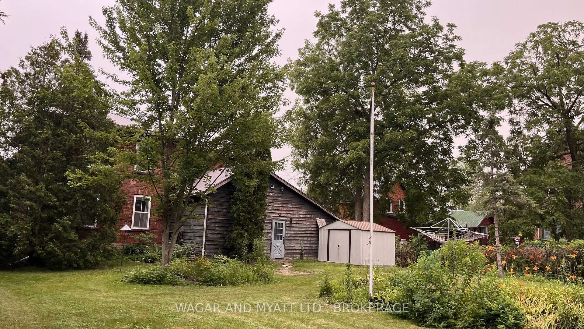 226 CAMDEN Road photo 5