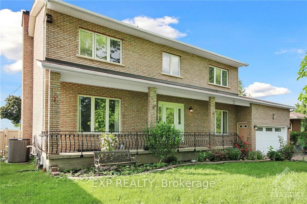 45 SUNNYCREST Drive photo 1