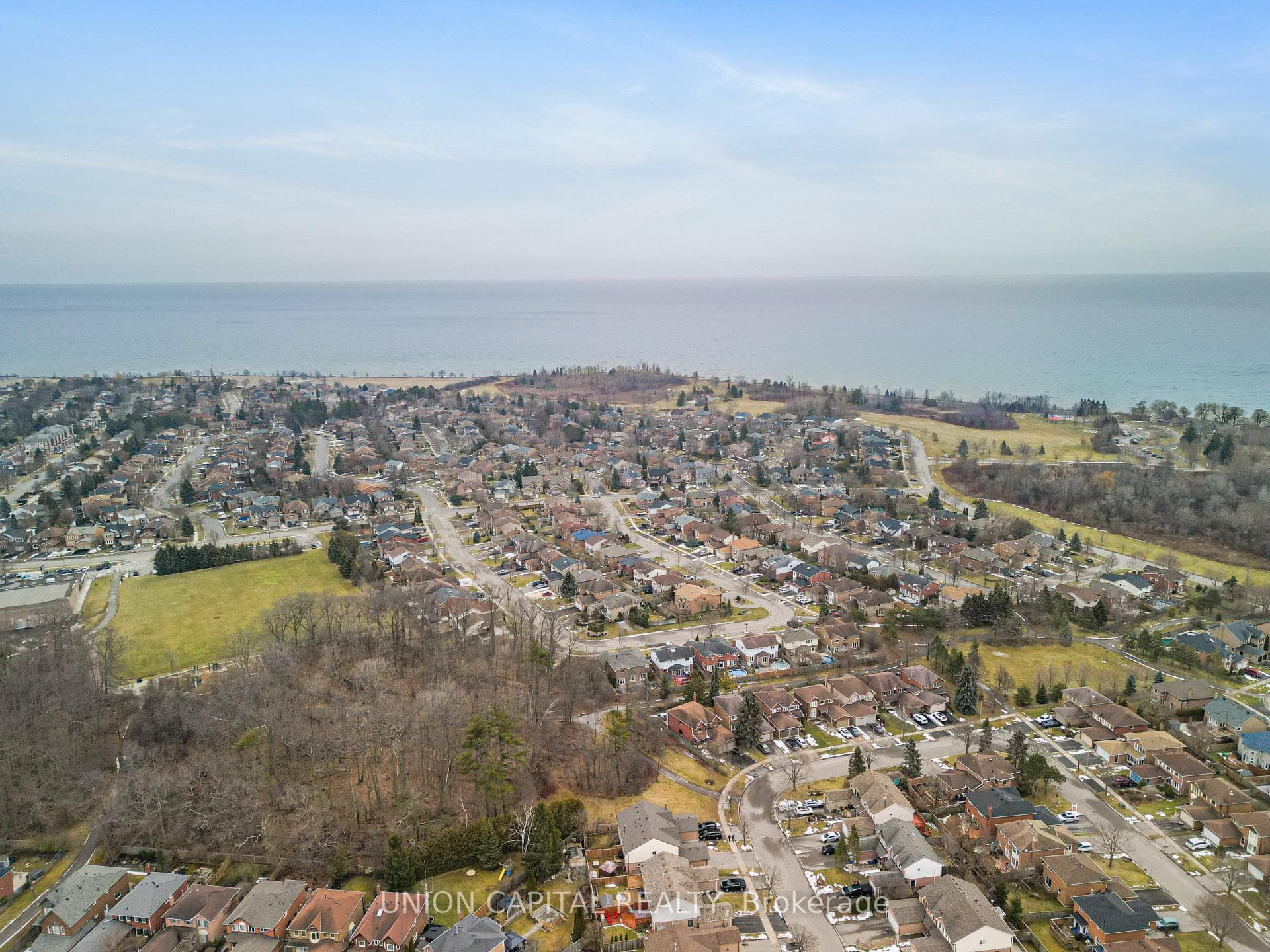 73 HUMPHREY Drive photo 40