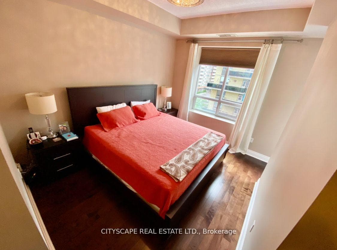 188 Redpath Avenue Unit PH1 photo 12