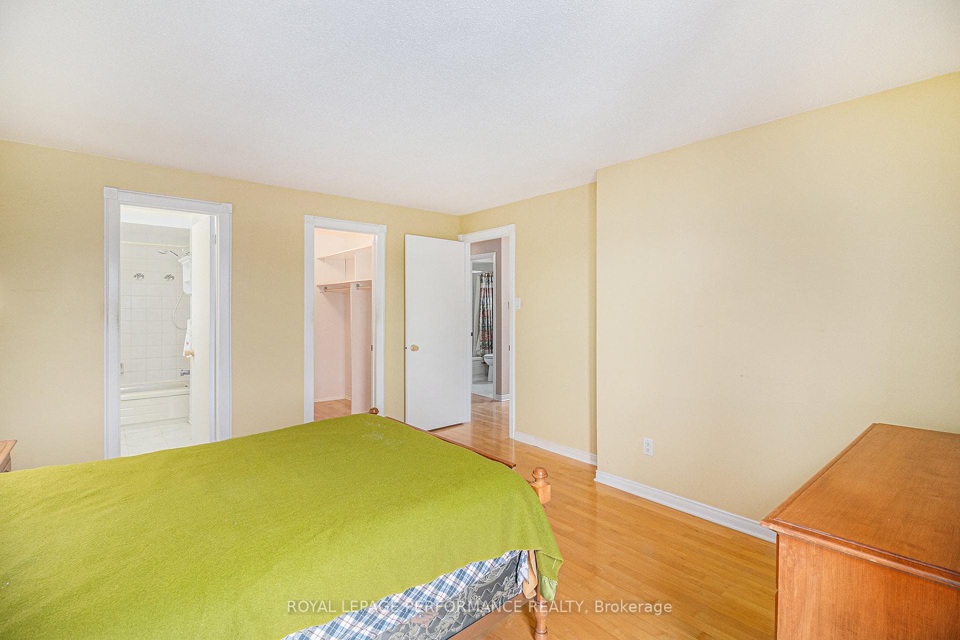 1642 Prestwick Drive photo 14