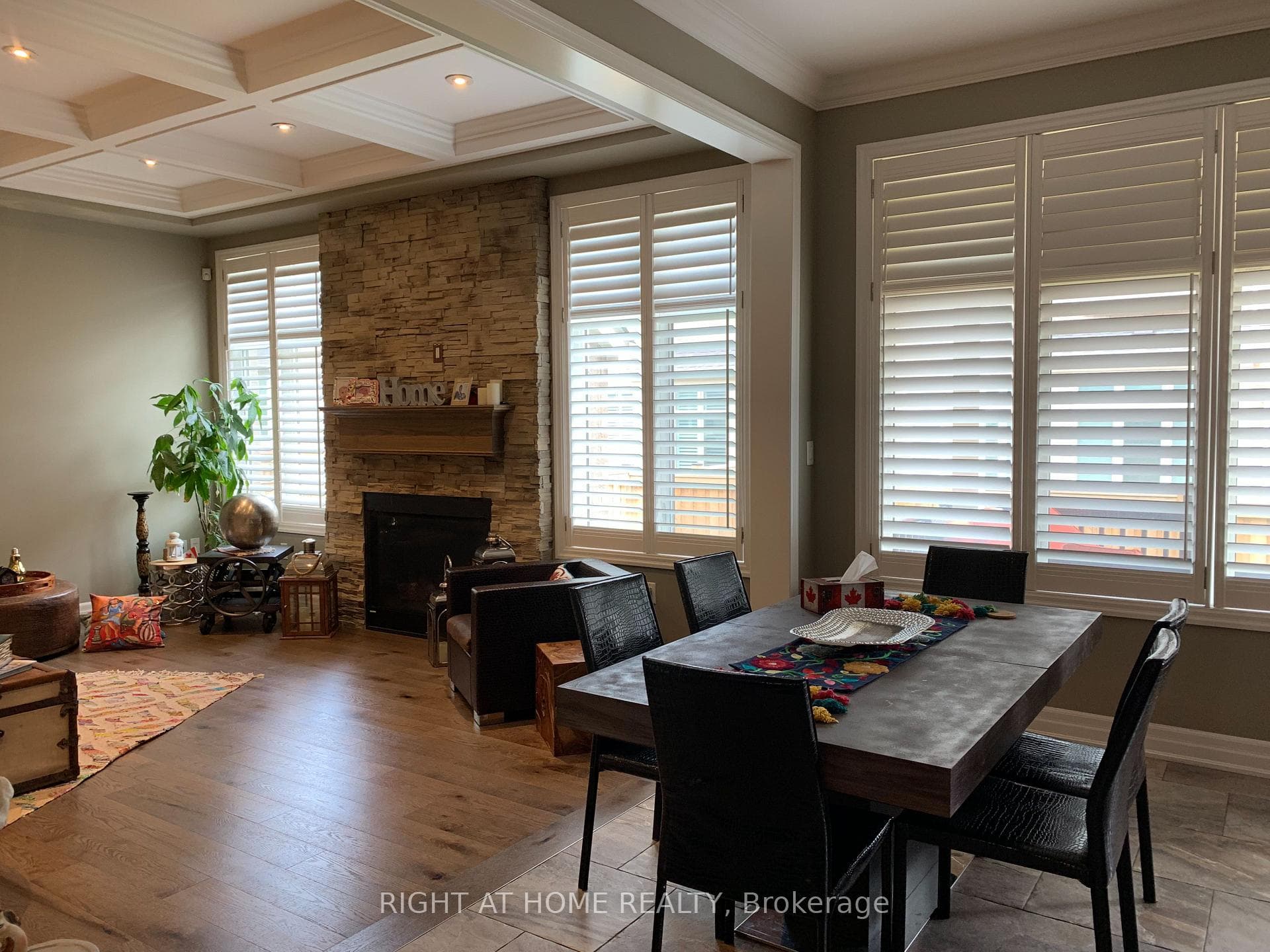 163 Magnolia Crescent photo 13