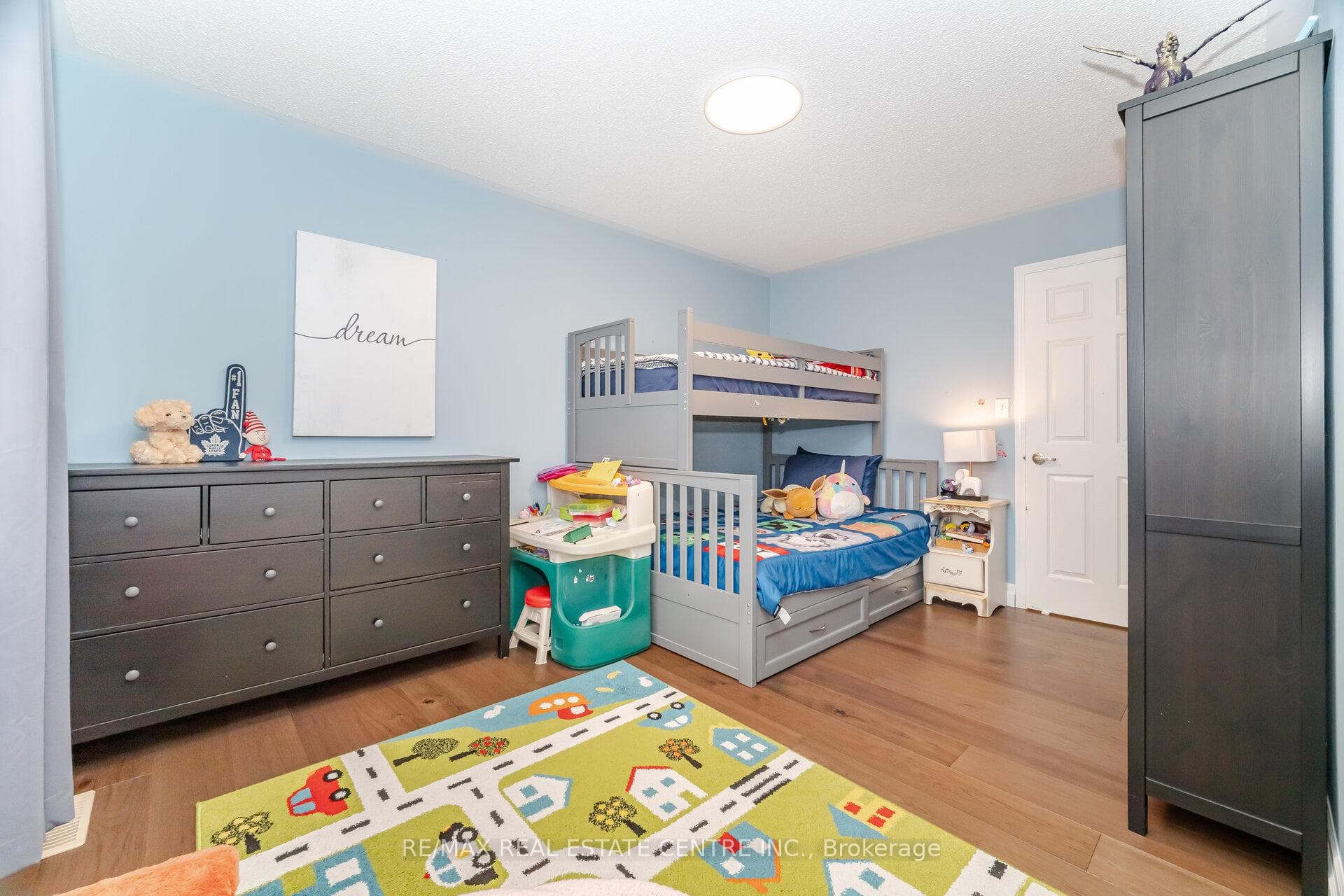 954 Coulter Way photo 41