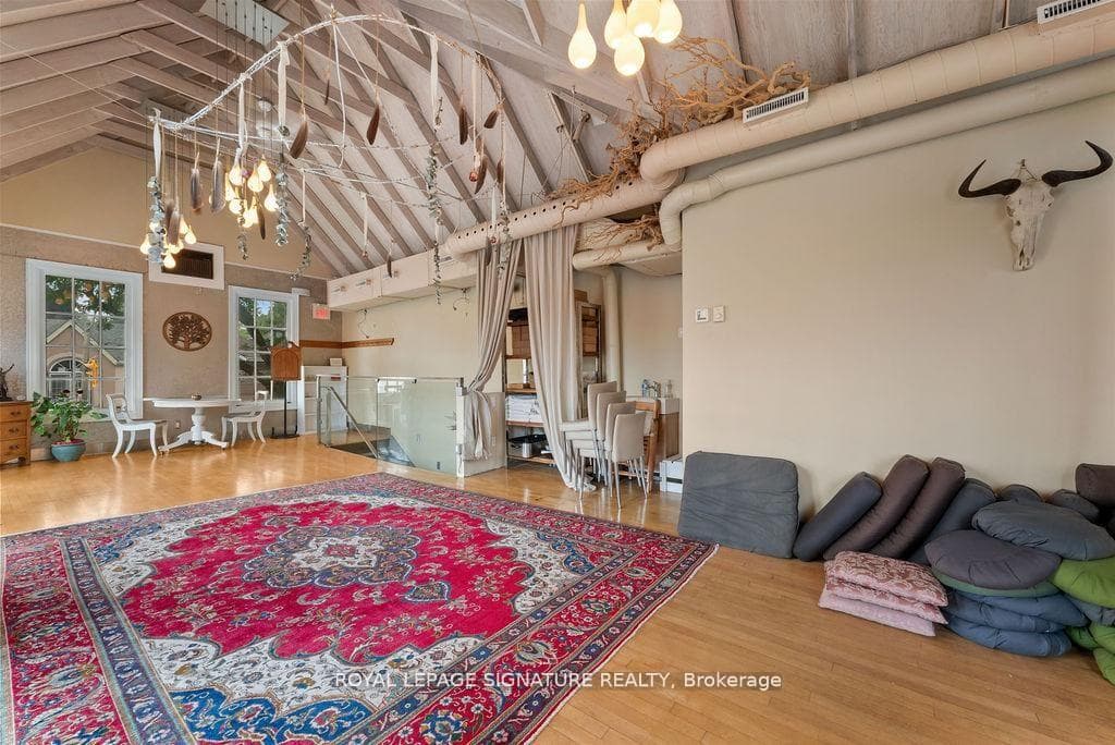 154 Harbord Street photo 25