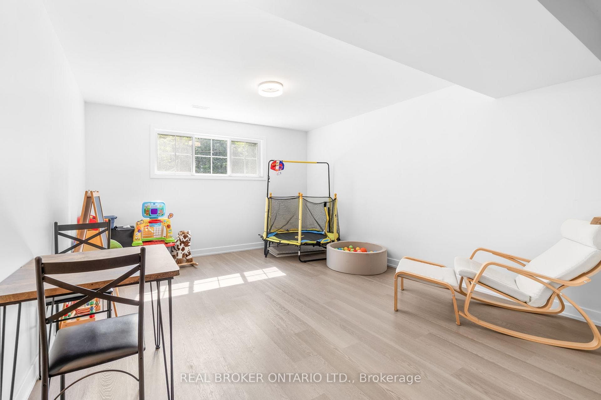 804 Darling Road photo 29
