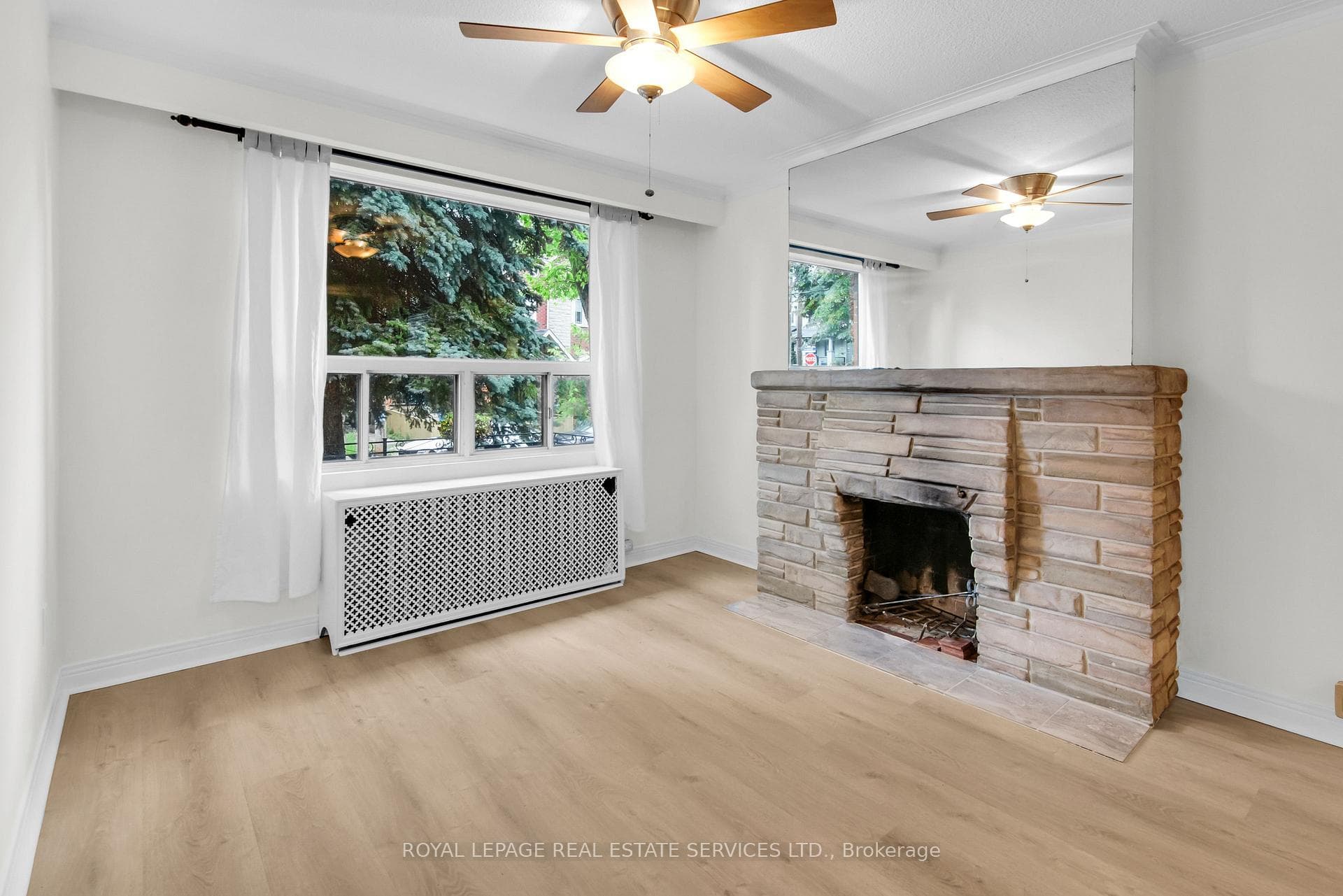 56 Arlington Avenue photo 7