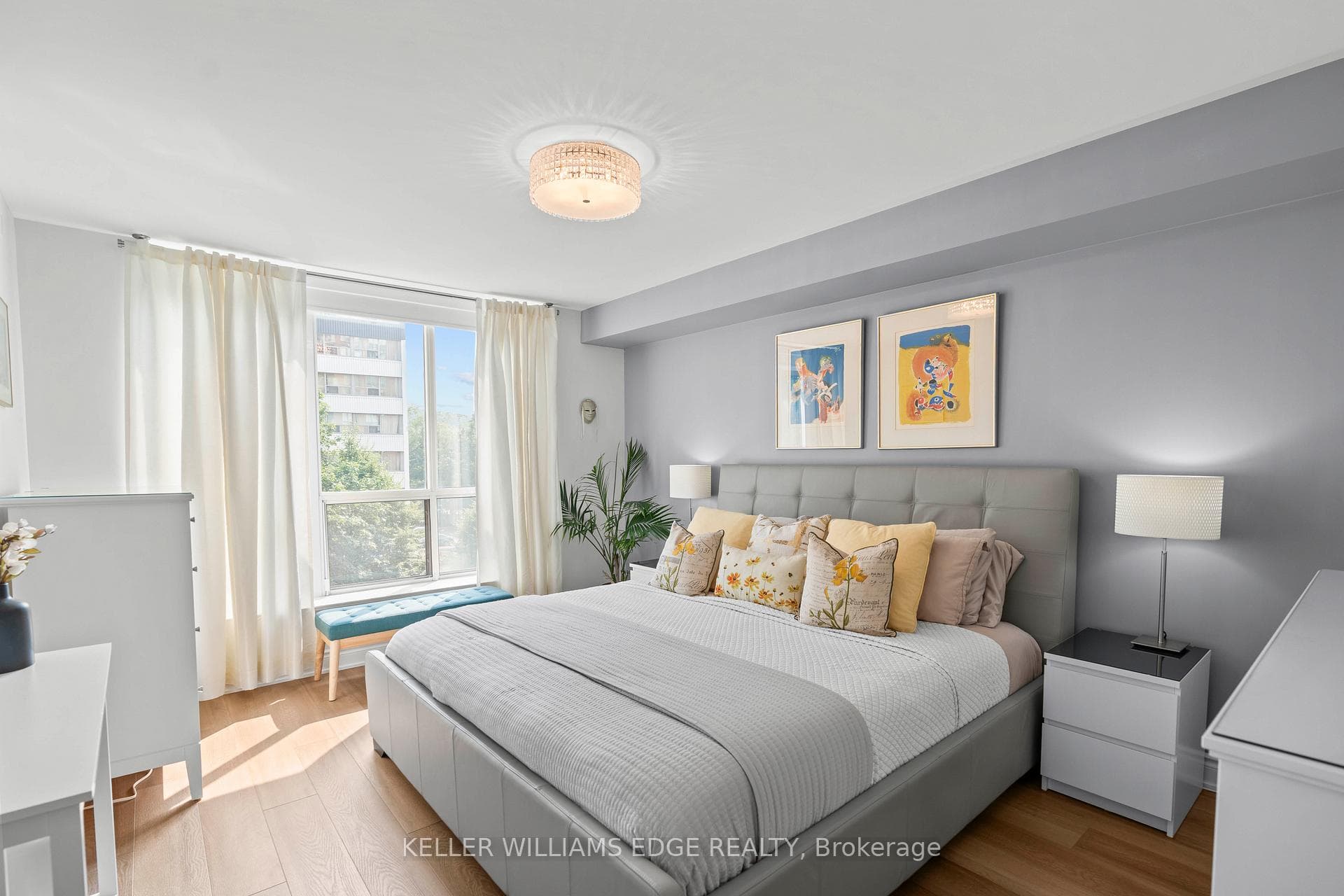 442 Maple Avenue Unit 401 photo 26