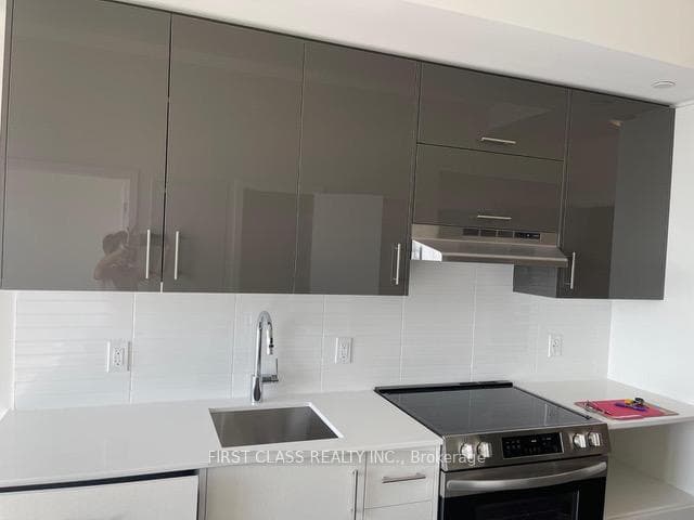 188 Fairview Mall Drive Unit 2707 photo 4