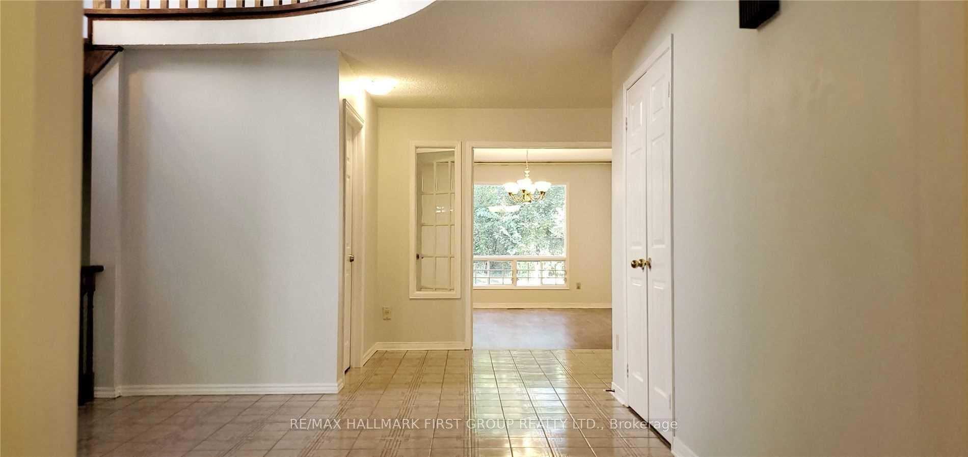 901 Royal Orchard Drive Unit M/Upper photo 3