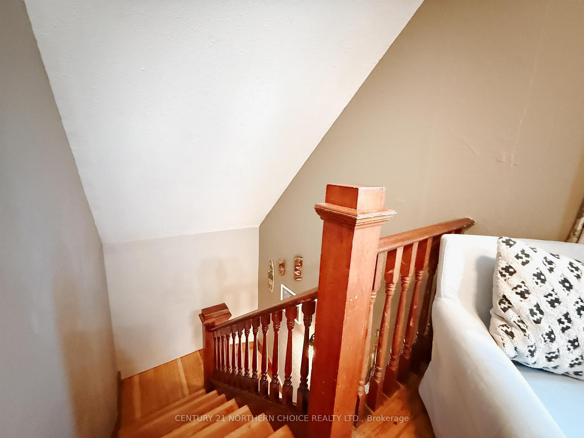 403 May Avenue photo 22