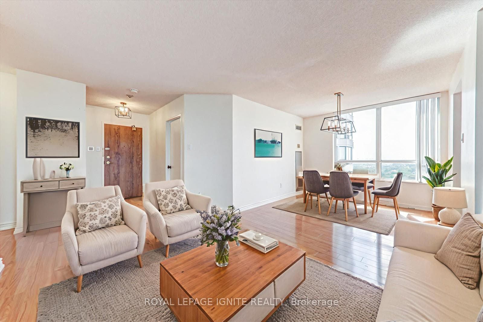 330 Alton Towers Circle Unit 1801 photo 2