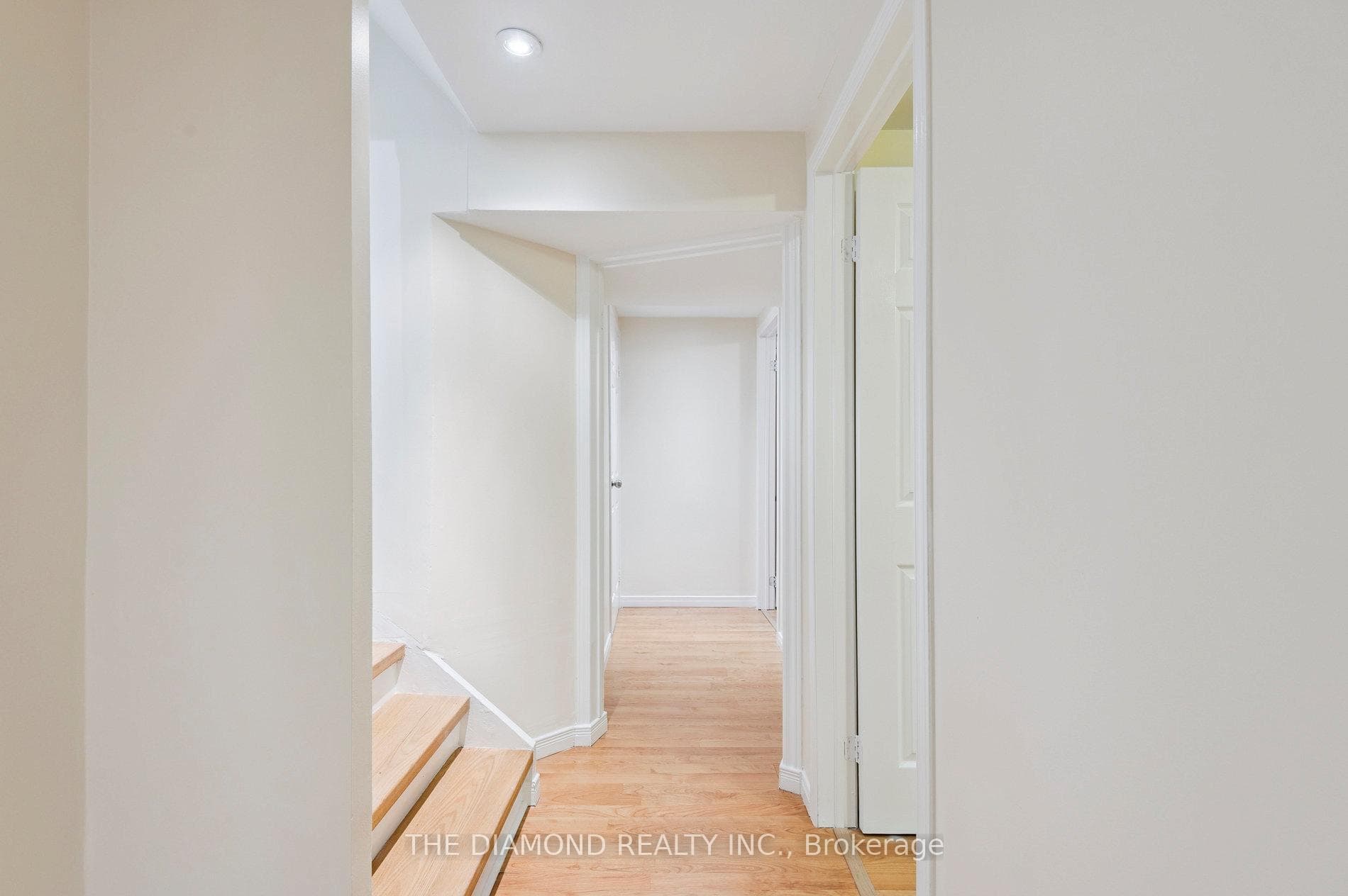 72 Dusay Place Unit 6 photo 35
