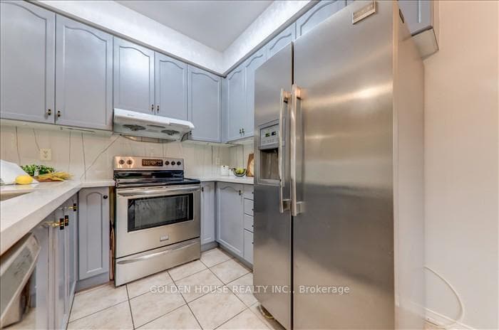 21 Debonair Drive photo 15