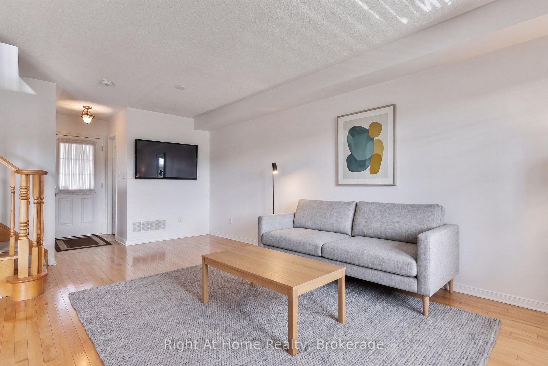 3162 Stornoway Circle photo 4