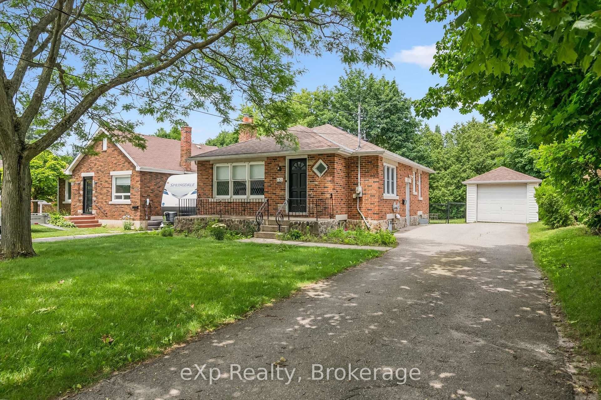 151 Hungerford Road photo 6