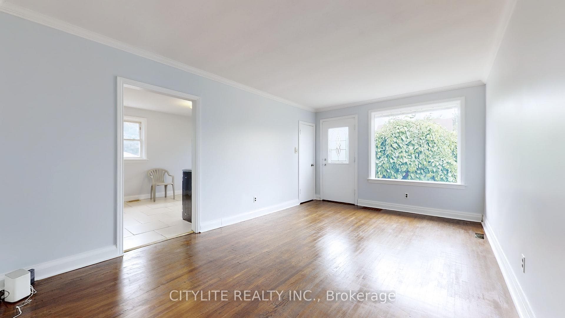 342 Elgin Street Unit Main Fl photo 4