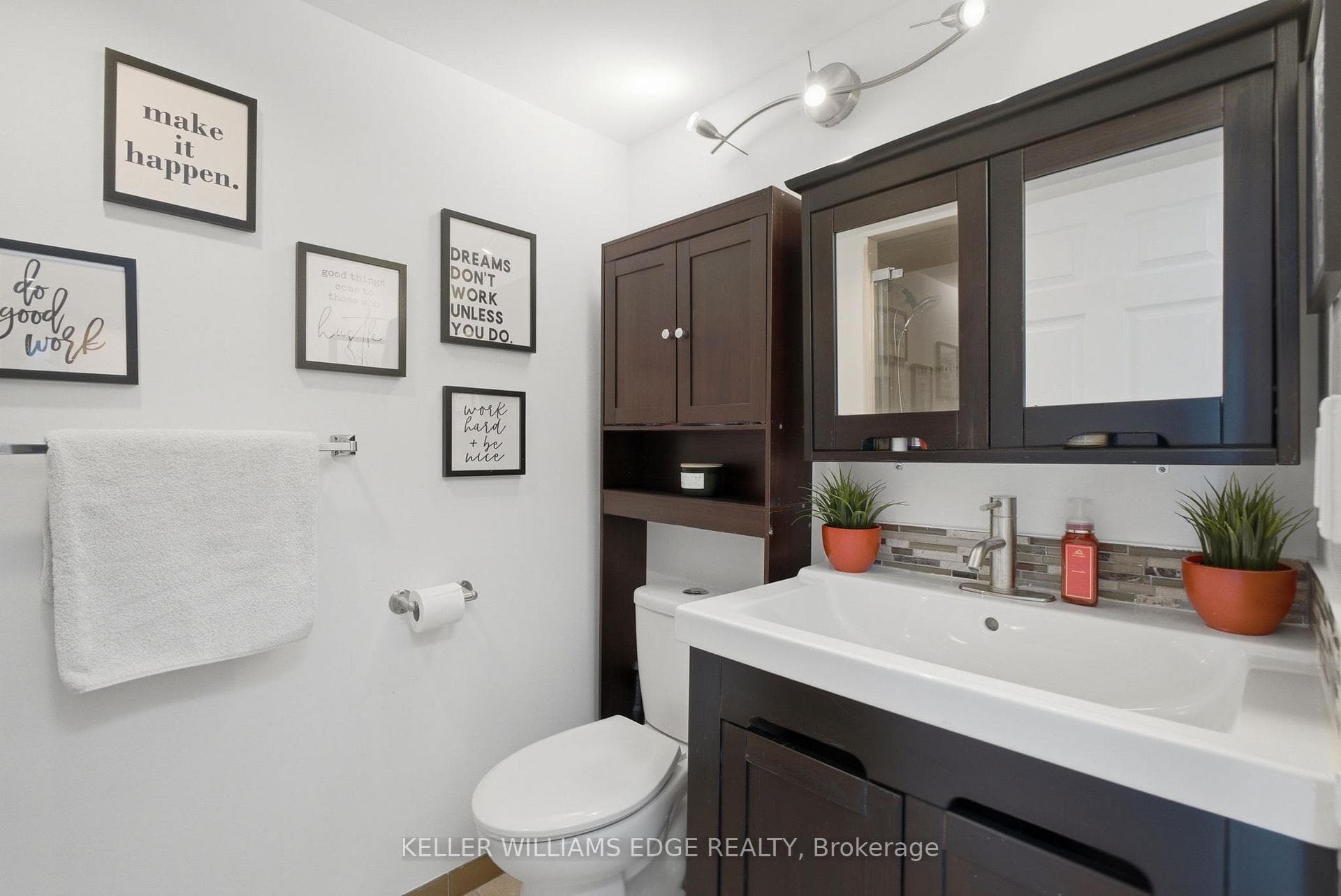 265 Enfield Place Unit 1506 photo 6