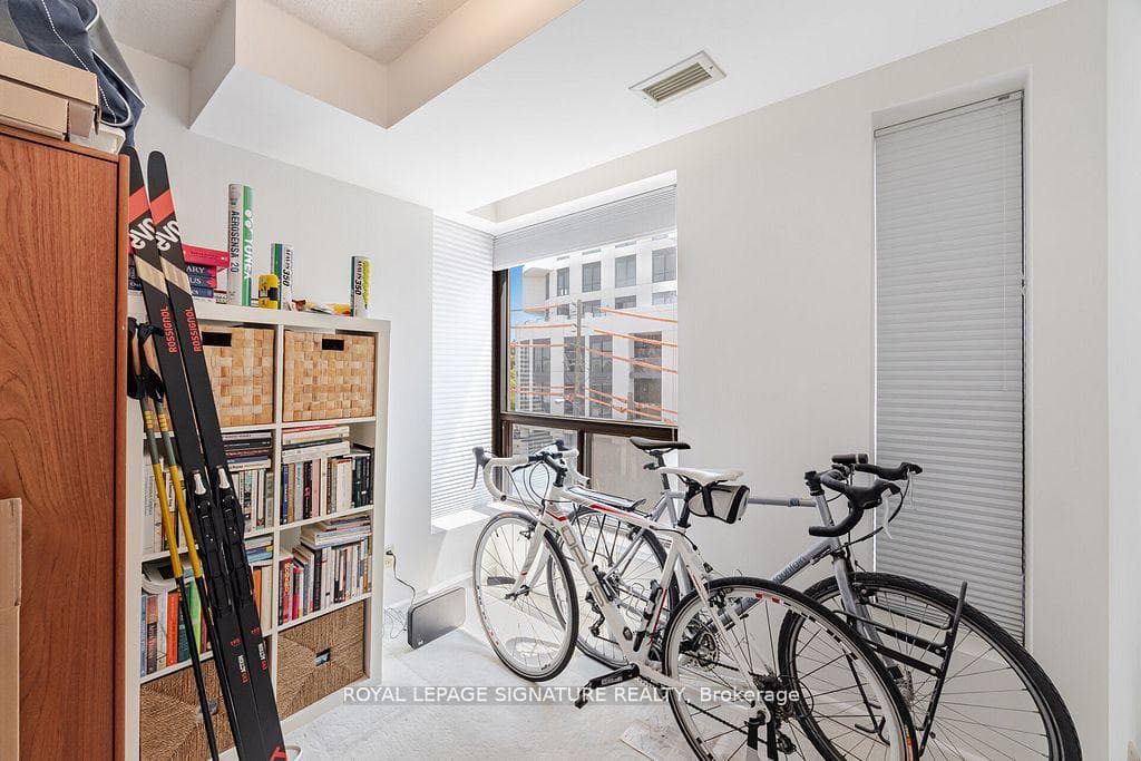 500 Glencairn Avenue Unit 309 photo 21