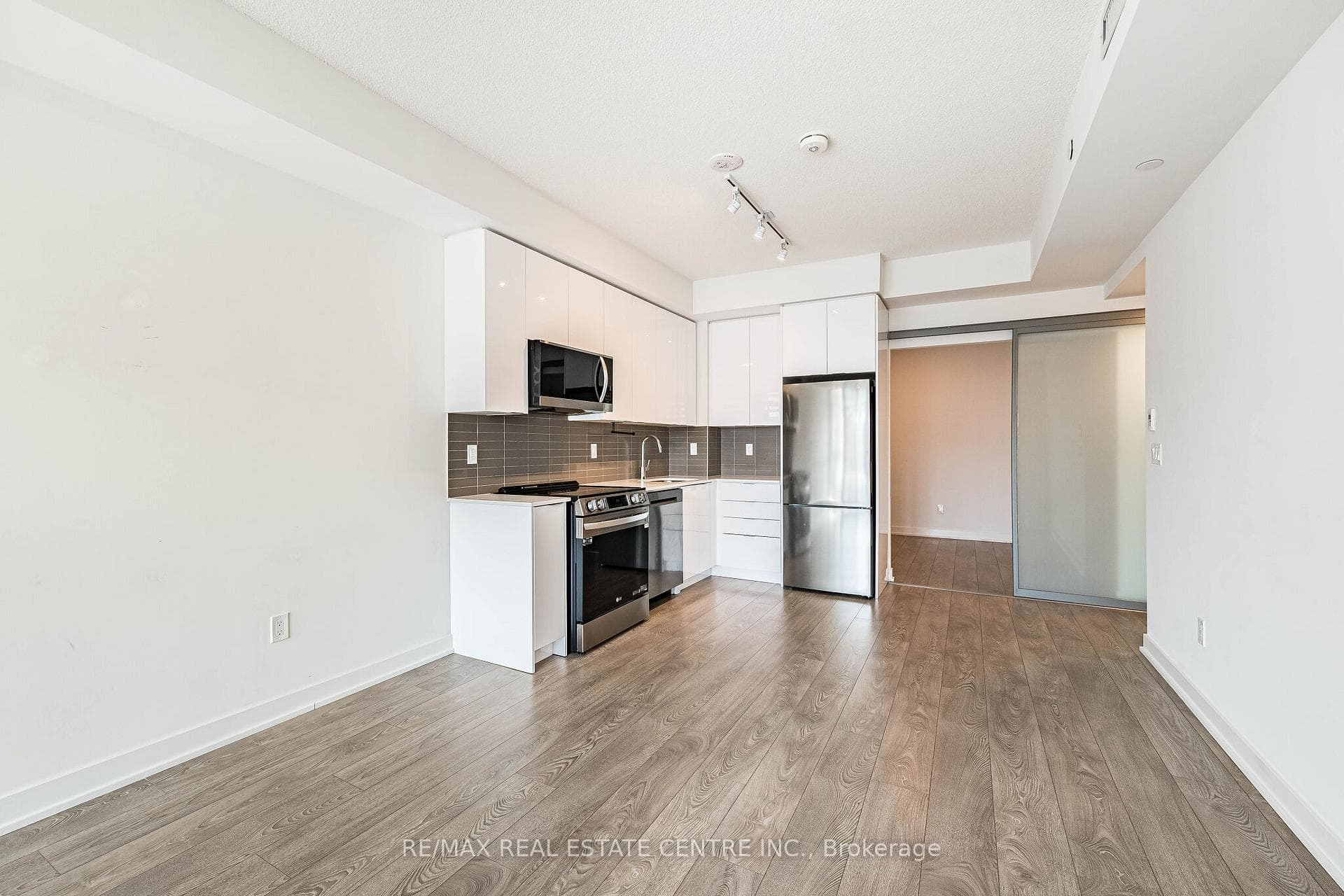 225 Malta Avenue Unit 210 photo 21