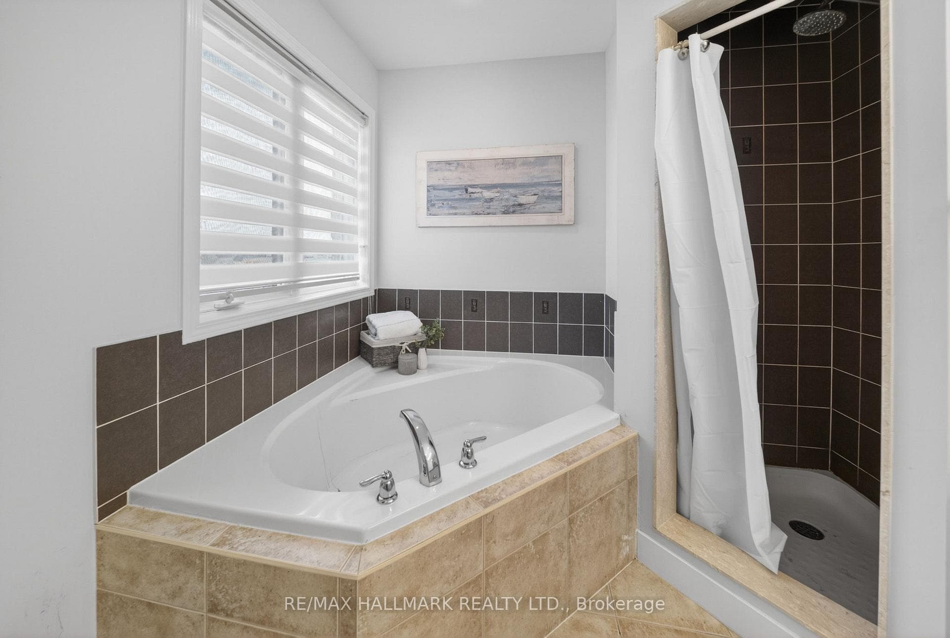 64 Coranto Way photo 24