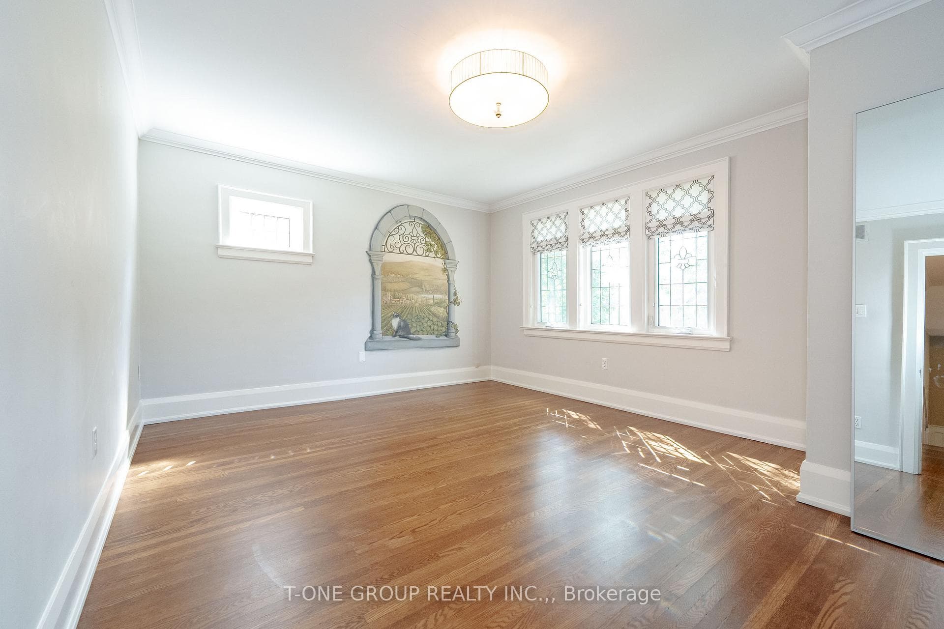 80 Douglas Drive photo 23