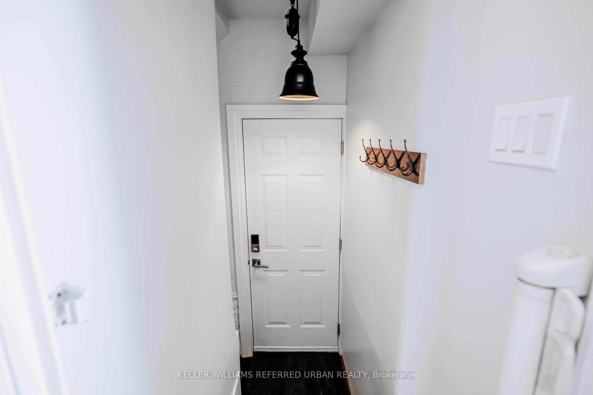 20 Payzac Avenue photo 17