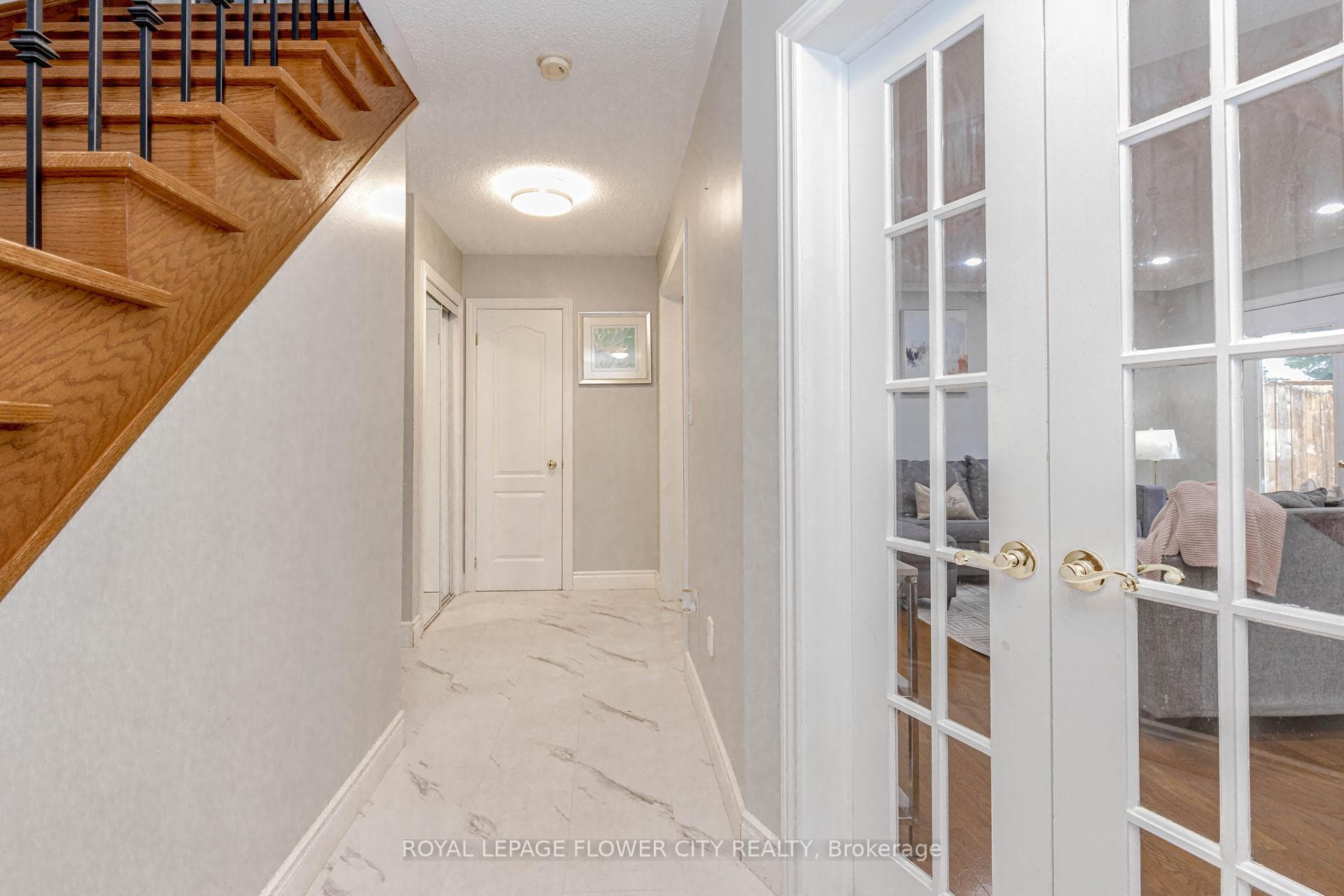 194 Pressed Brick Drive photo 8