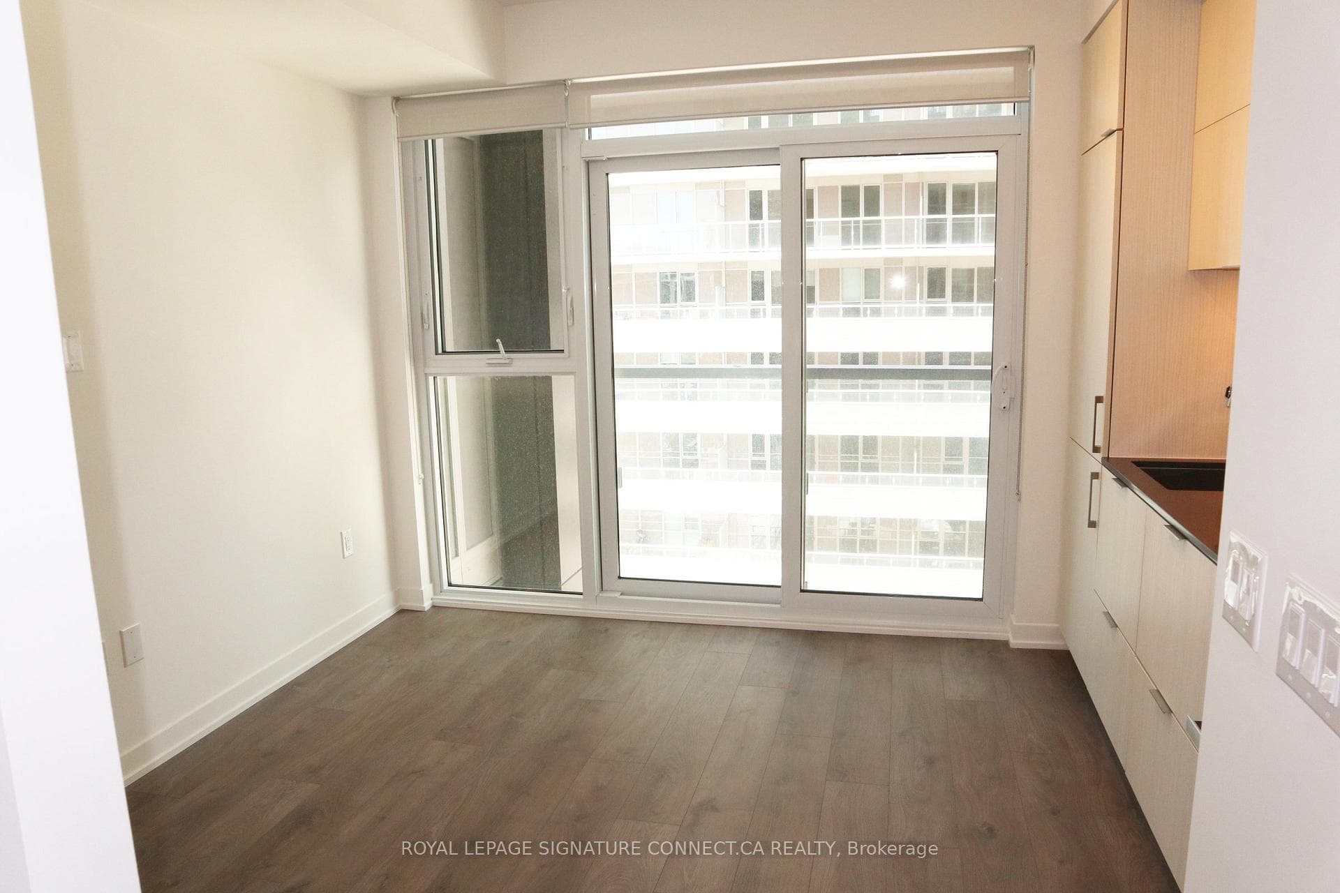 20 Richardson Street Unit 711 photo 1