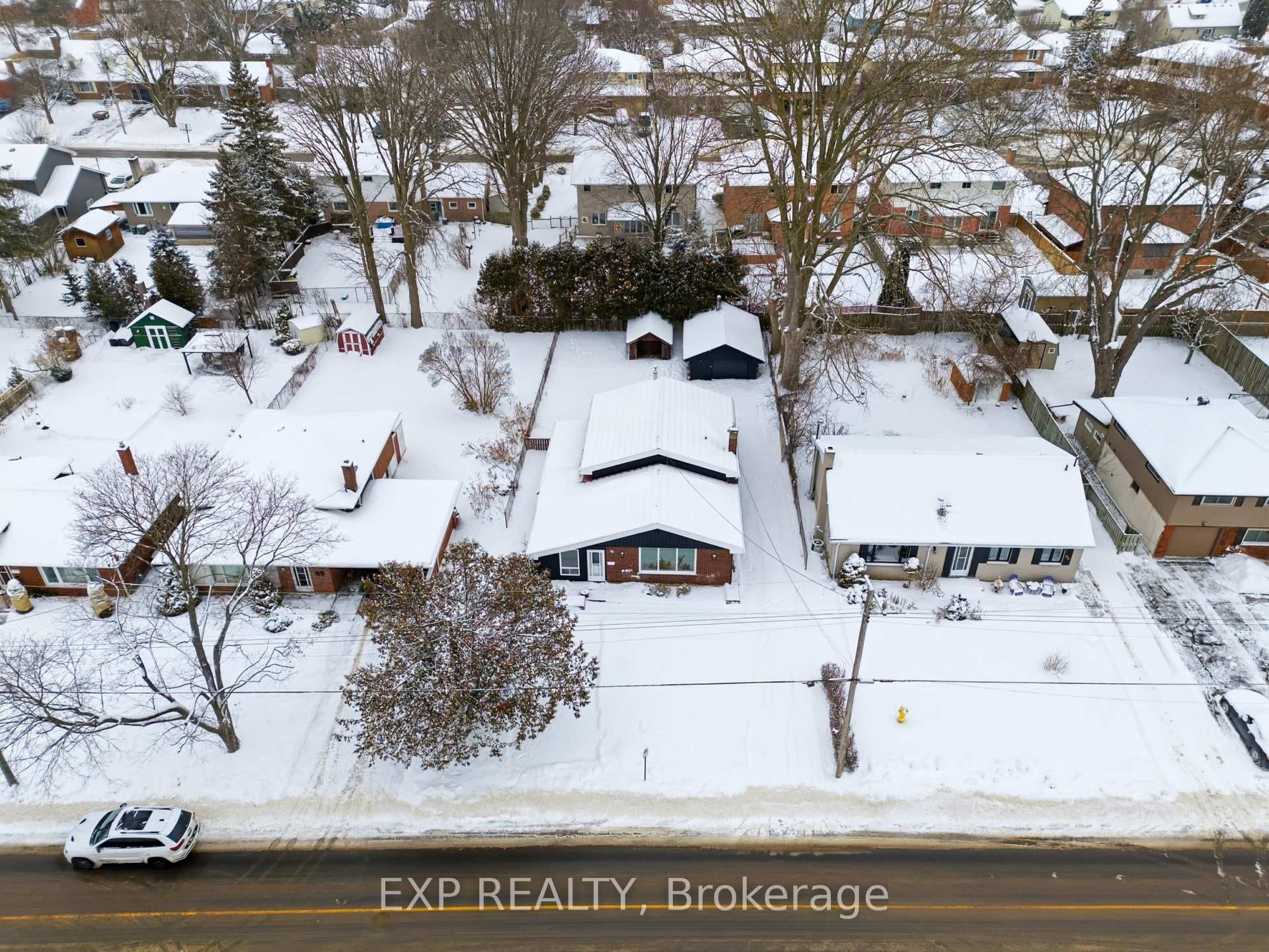 94 Rollins Drive photo 36