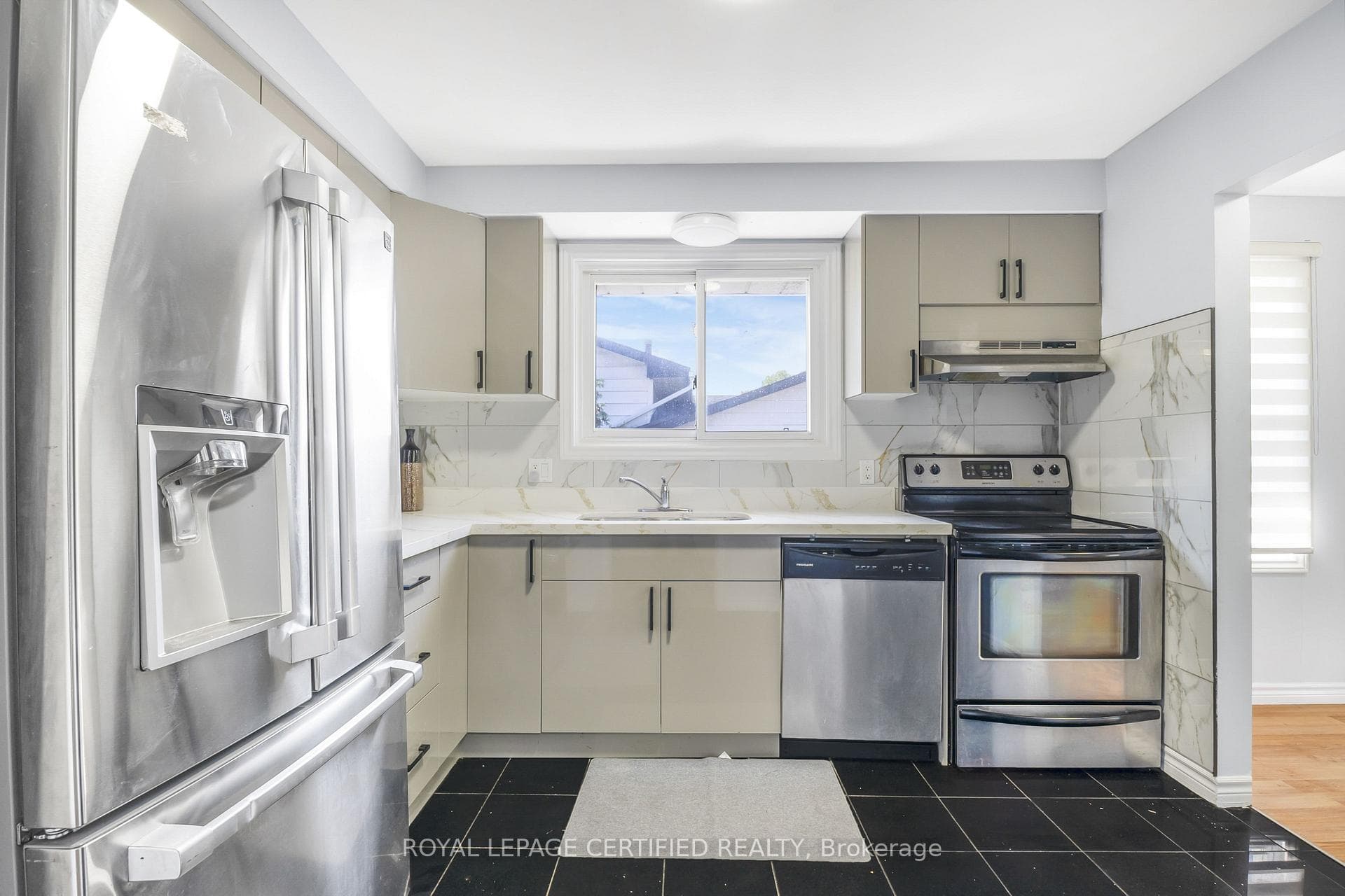 STAINLESS STEEL APPLIANCES