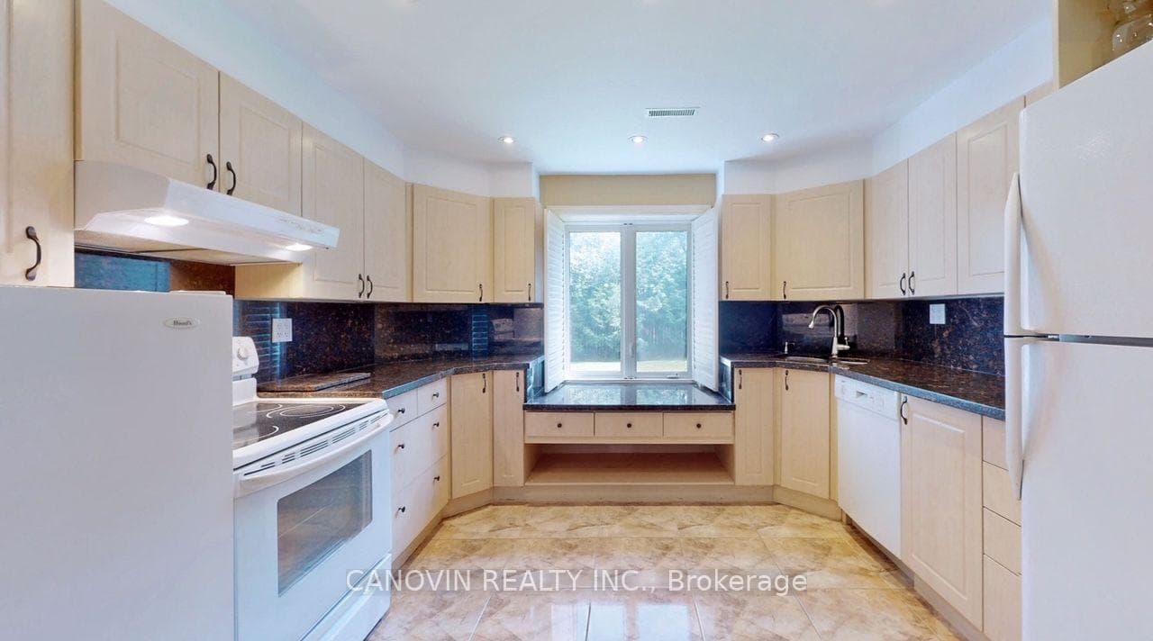 59 Helena Gardens photo 7