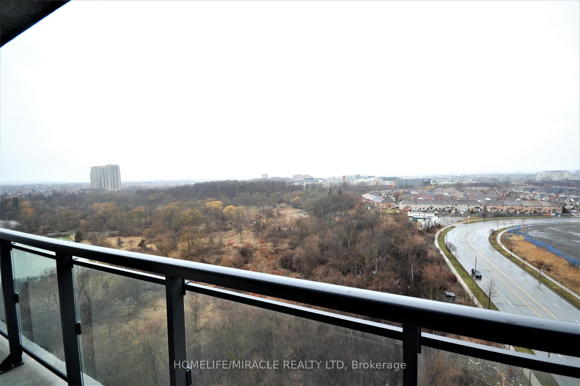 840 Queens Plate Drive Unit 1106 photo 18