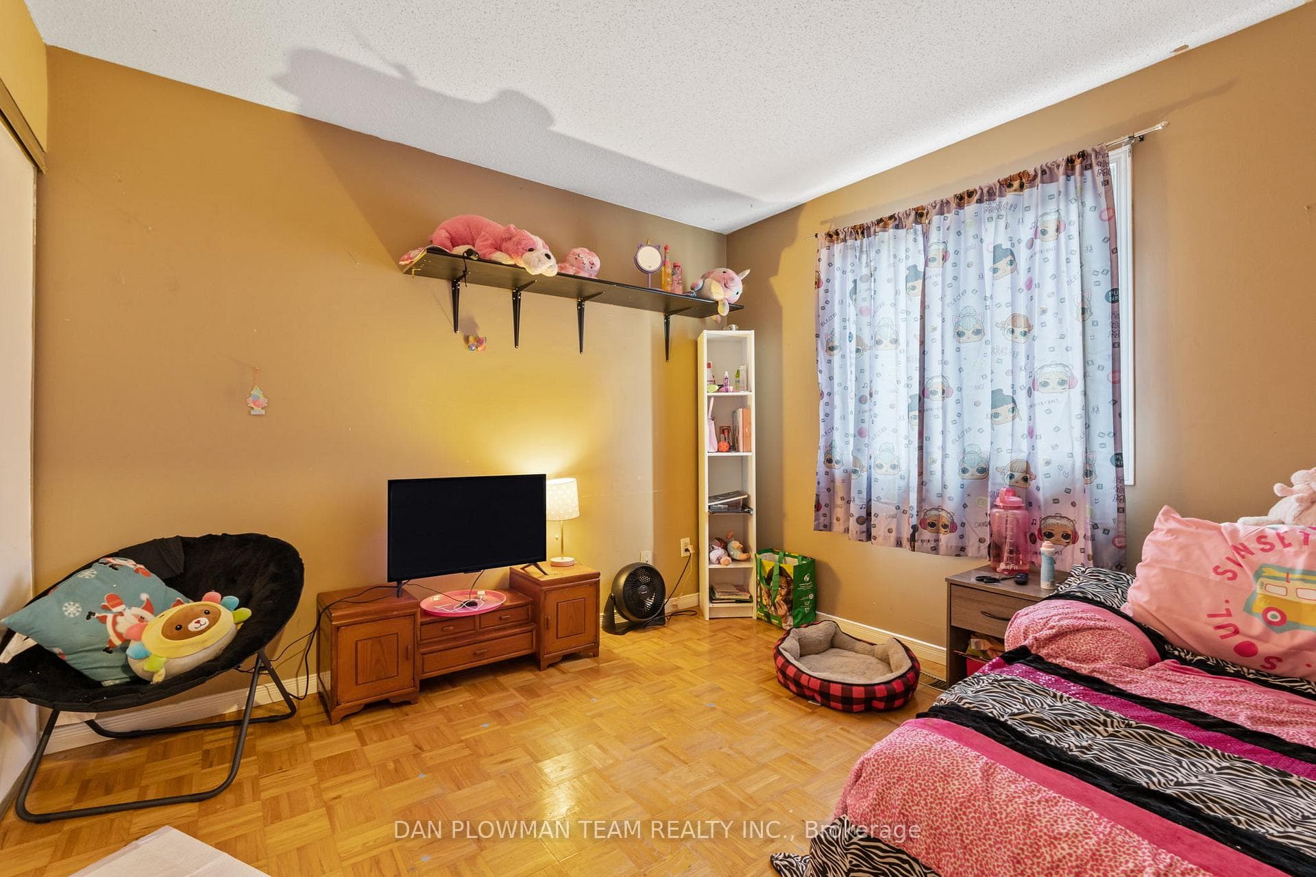 33 Stuart Road photo 16