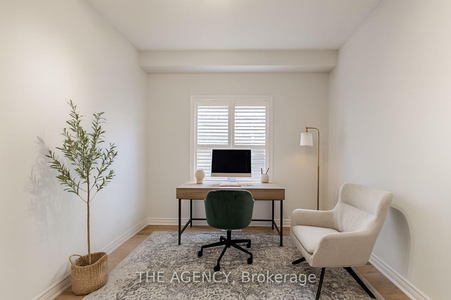 33 Ascalon Drive photo 4