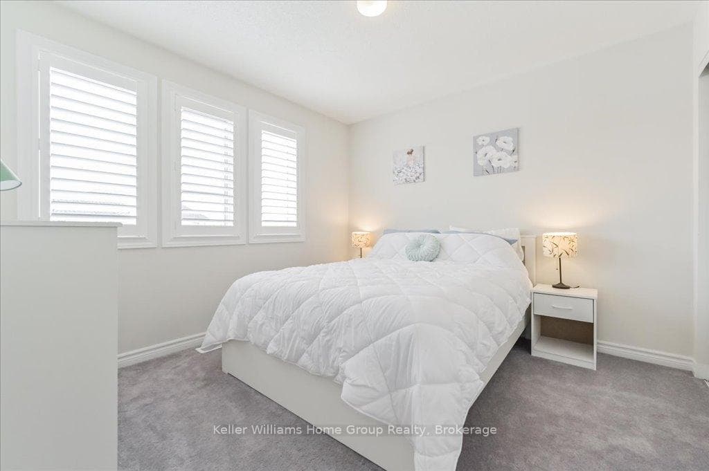 43 Robinson Road photo 24
