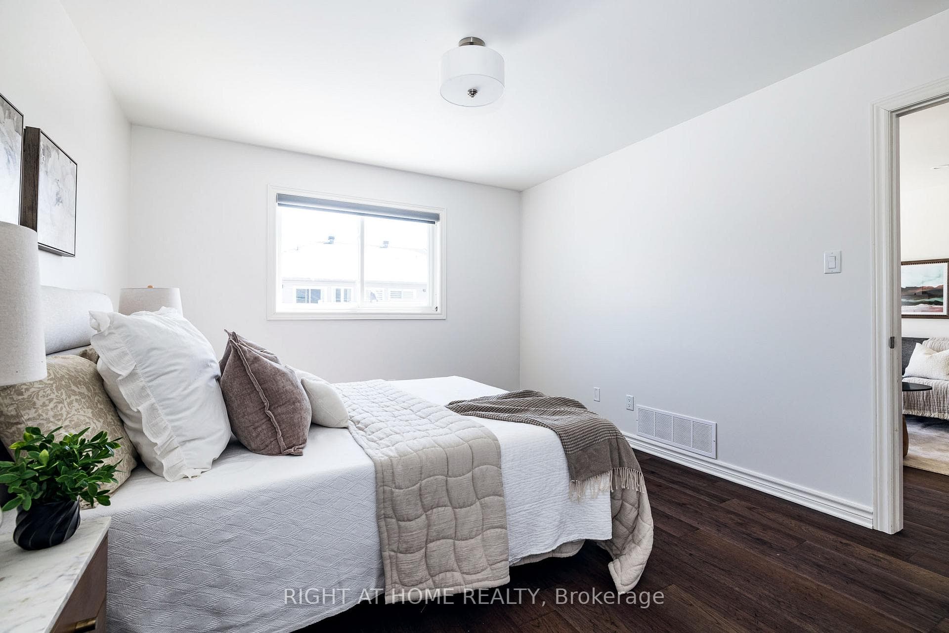927 Leishman Drive photo 21