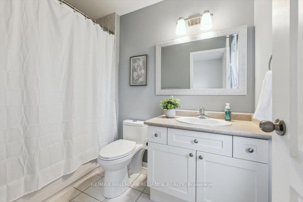 789 Irving Terrace photo 25