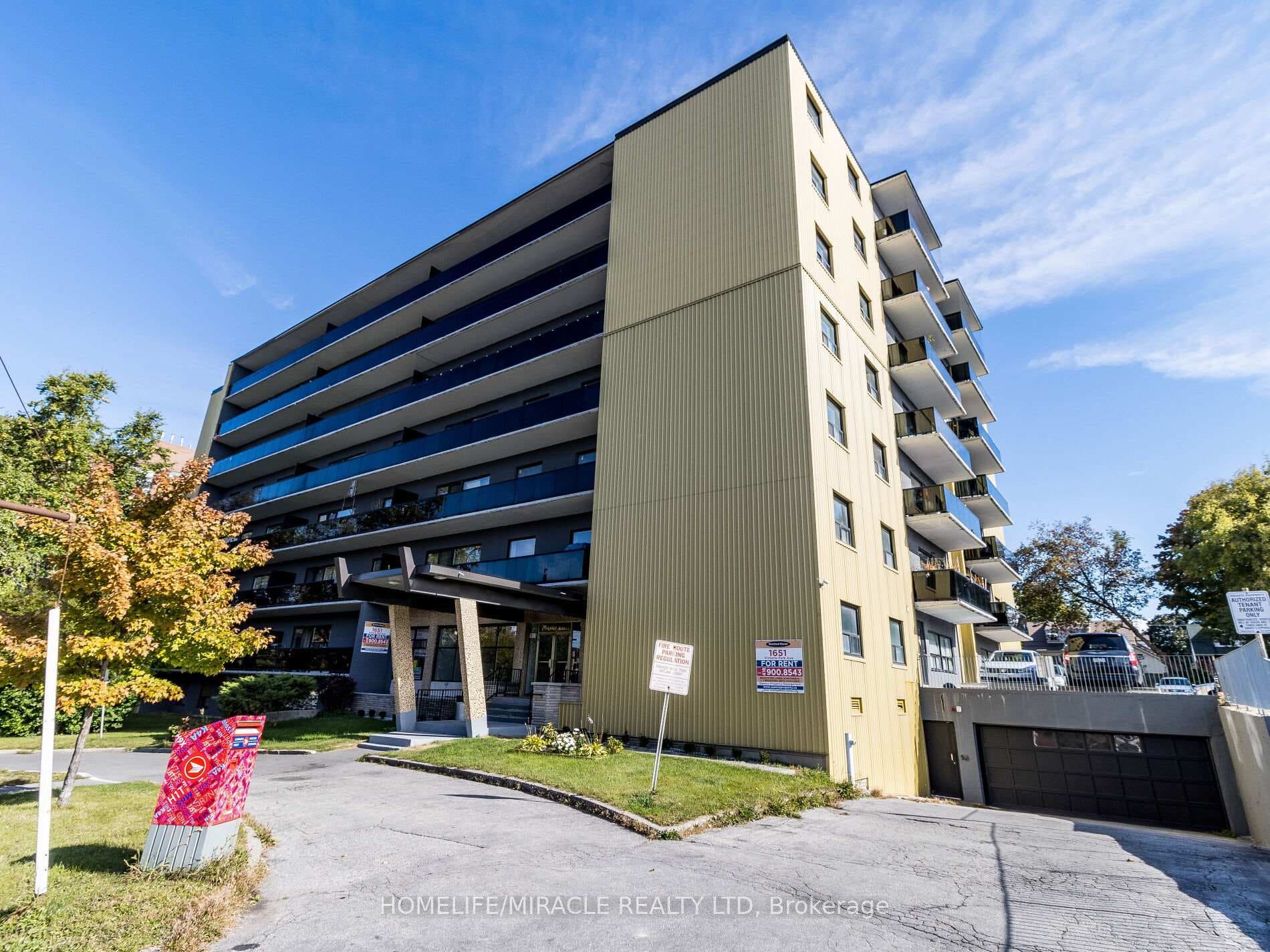 1651 VICTORIA PARK Avenue Unit 808 photo 4