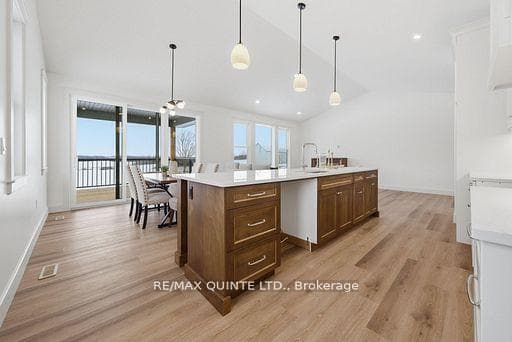 2501 Harmony Road photo 15