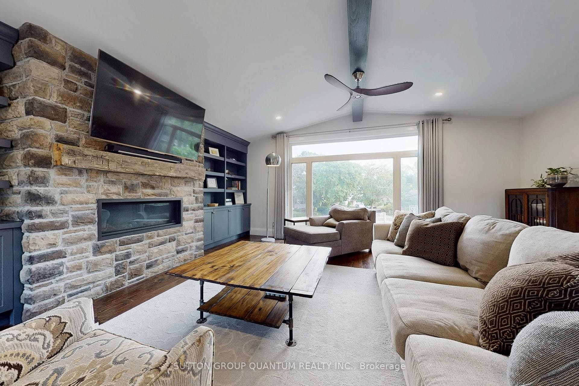 2368 Ventura Drive photo 20