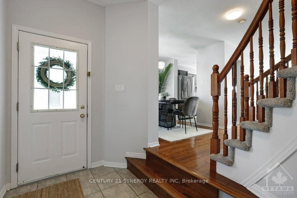 560 ABERFOYLE Circle photo 5
