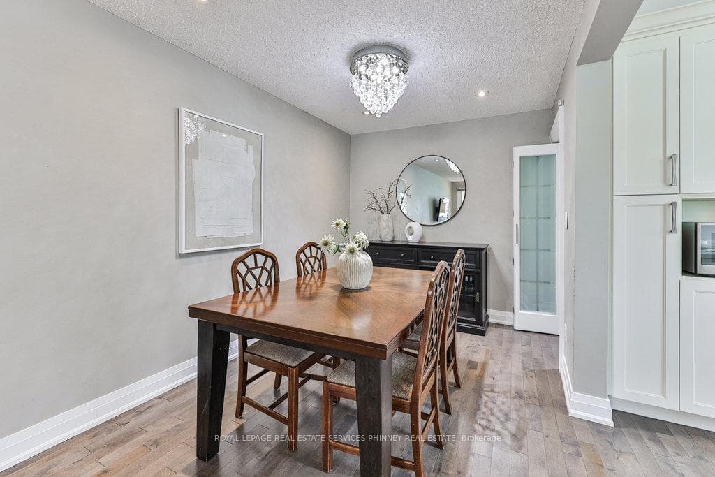 1511 Hobbs Crescent photo 9