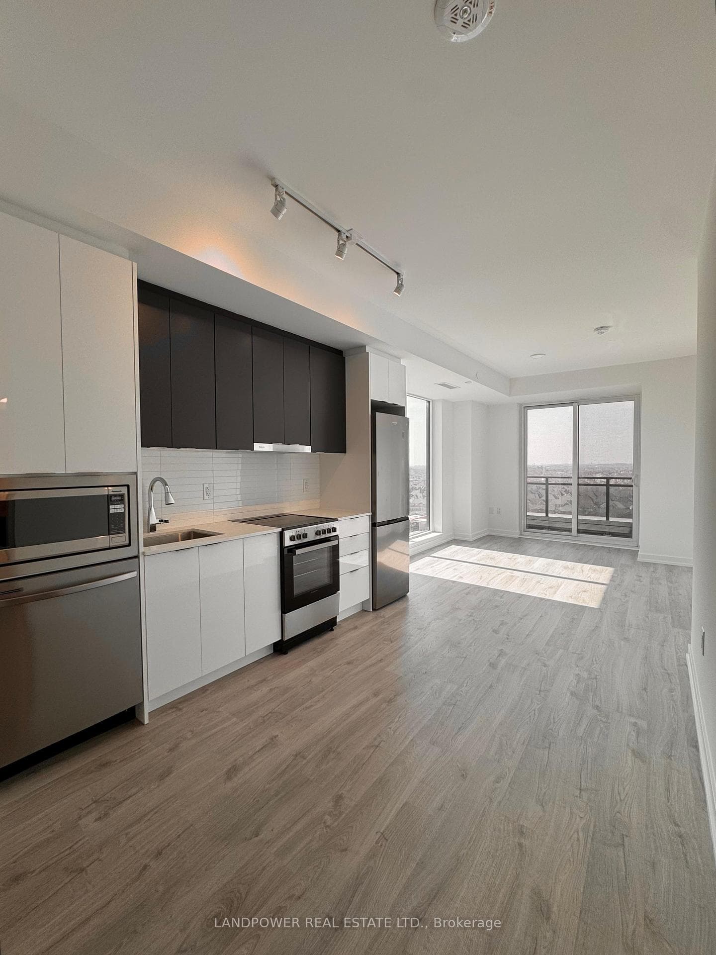 9763 Markham Road Unit 1703-A photo 1