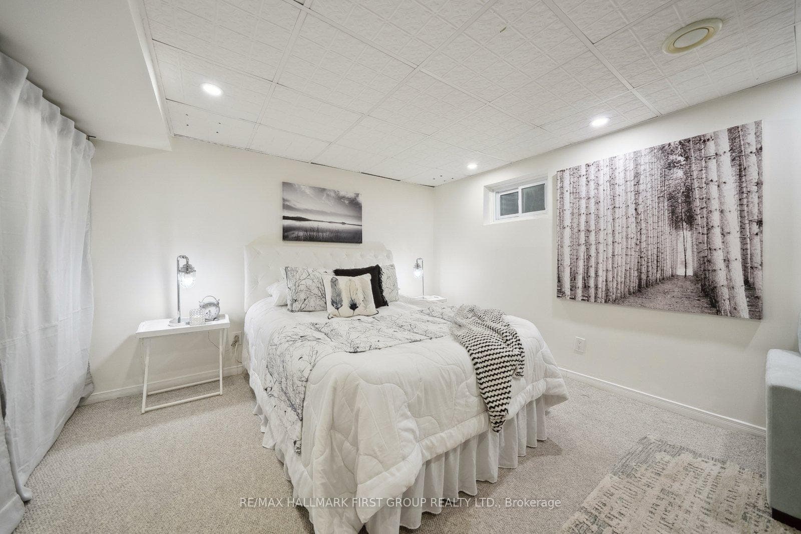 820 Hanworth Court photo 31