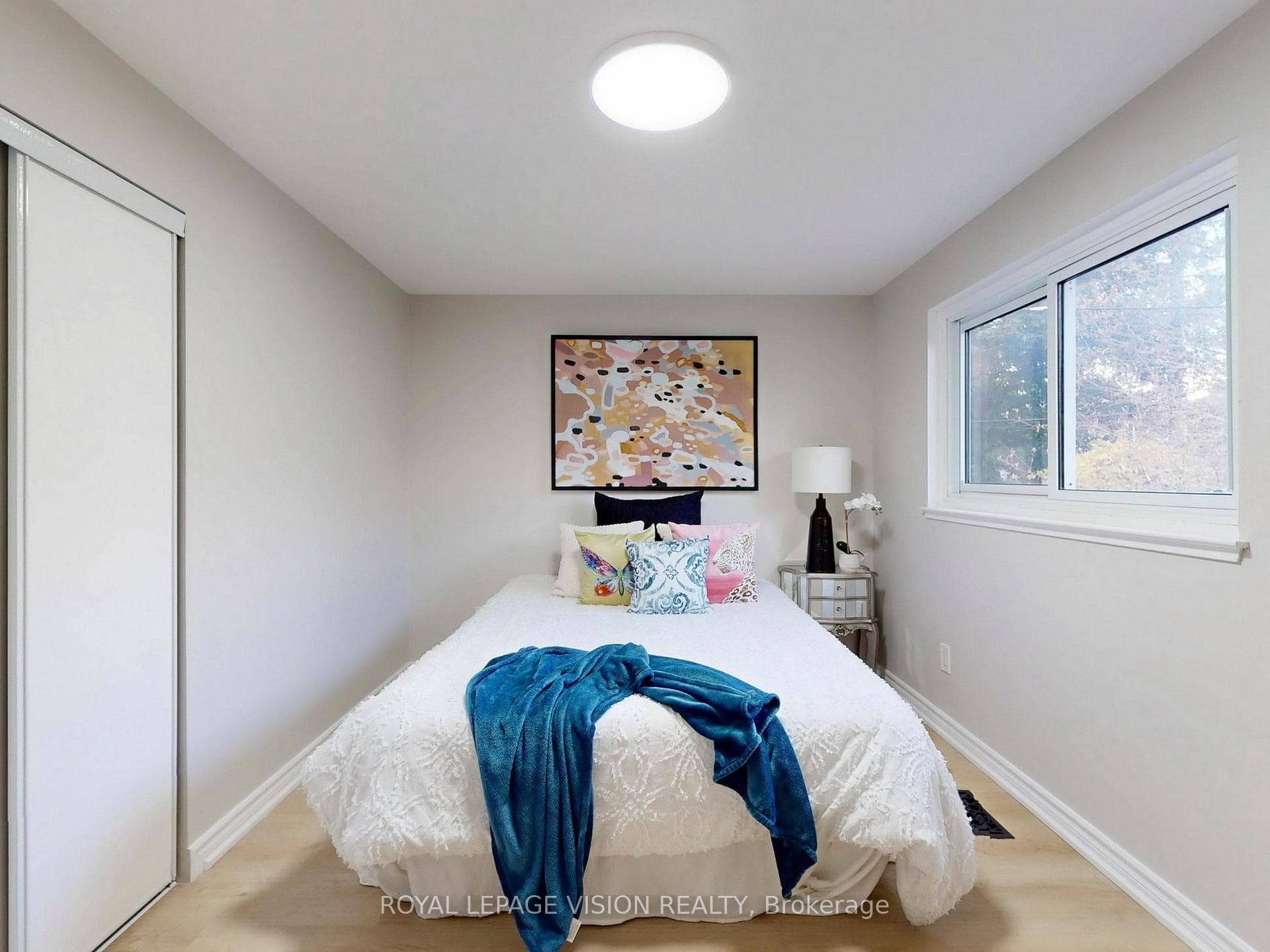 2 Bedroom